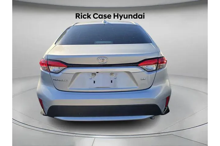 $17491 : Toyota Corolla 2022 LE 4dr S image 9