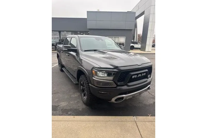 $33995 : Ram 1500 2020 4x4 Rebel 4dr image 1