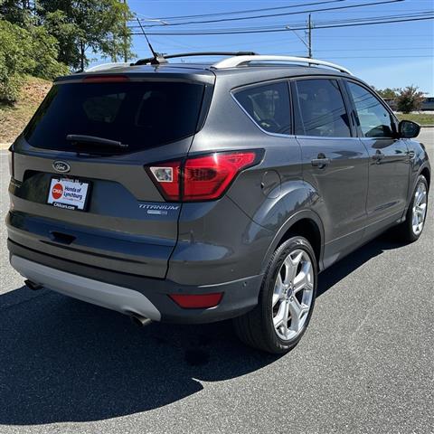 $19927 : PRE-OWNED 2019 FORD ESCAPE TI image 5