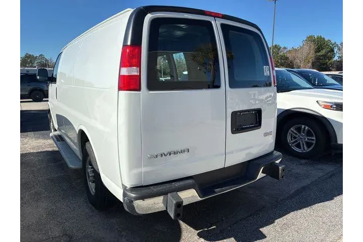 $30807 : GMC Savana 2024 2500 3dr Car image 4