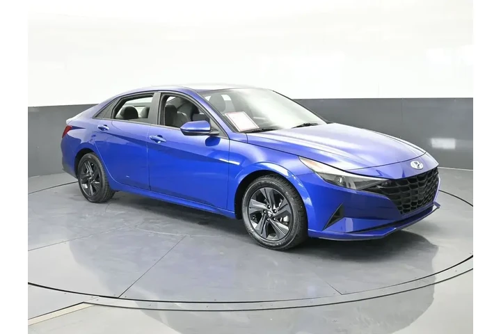 $16995 : Hyundai ELANTRA 2023 SEL 4dr image 8