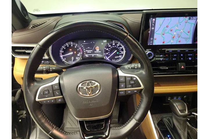 $34998 : Toyota Highlander 2022 Plati image 10