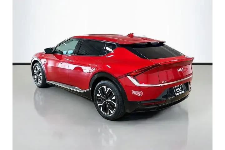 $22846 : Kia EV6 2023 Wind 4dr Crosso image 5