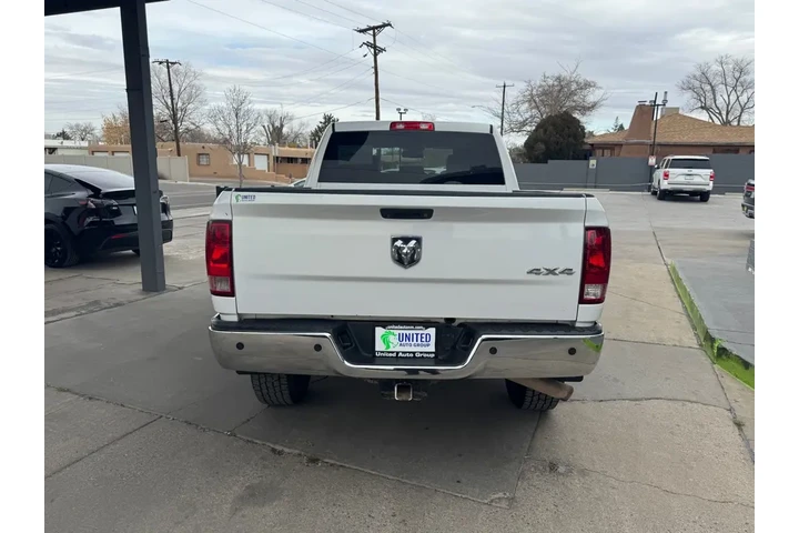 2015 RAM 2500 Tradesman Crew image 6