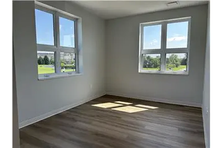 $1500 : Rental property with 2 bedro image 9