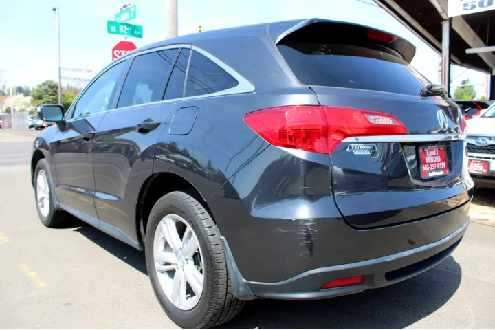 $12795 : 2013 RDX AWD 4dr Tech Pkg image 4
