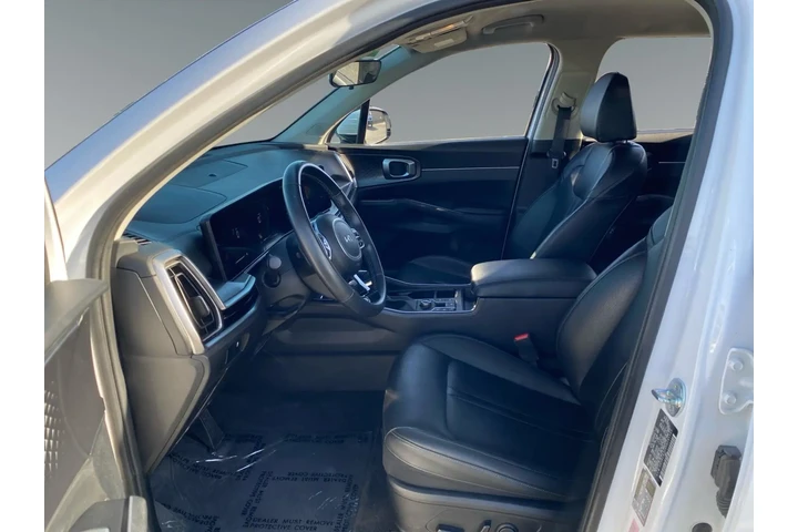 $33739 : Kia Sorento 2024 S 4dr SUV image 9