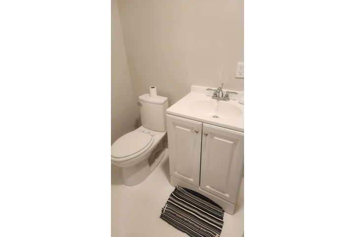 $1500 : Cuarto como un estudio image 5