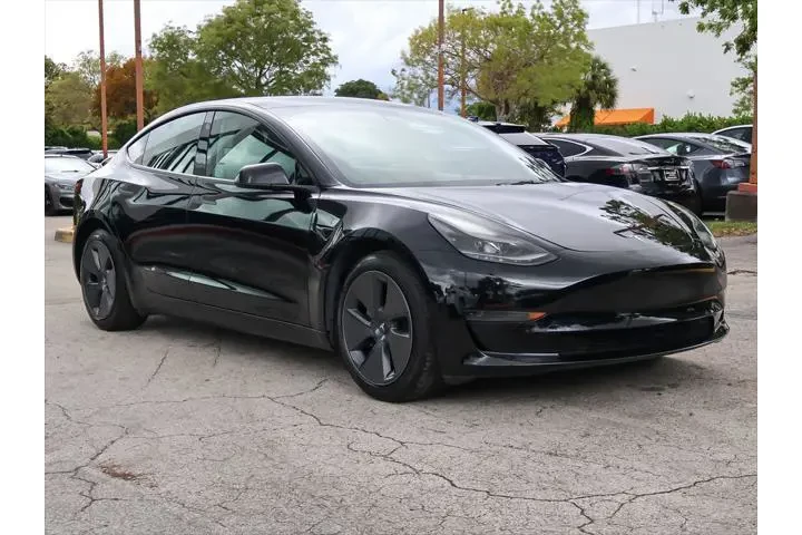 $24490 : Tesla Model 3 2023 4dr Sedan image 2