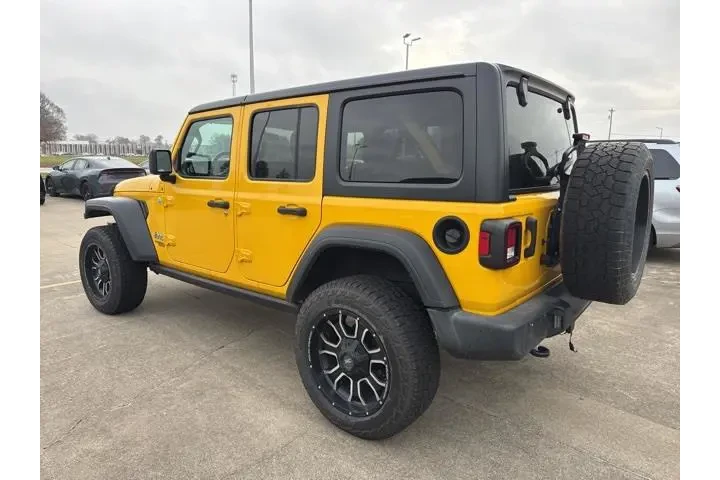 $28927 : Jeep Wrangler Unlimited 2021 image 6