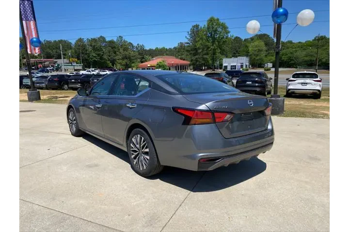 $19120 : Nissan Altima 2025 2.5 SV 4d image 4