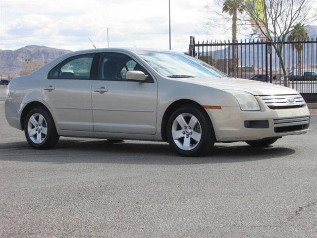 $7995 : 2009 Fusion SE image 1