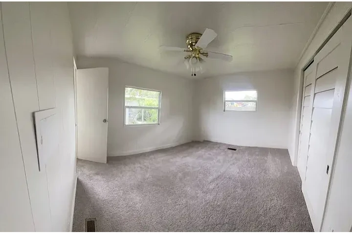 $1150 : HOUSE AVAILABLE IN ORLANDO FL image 6