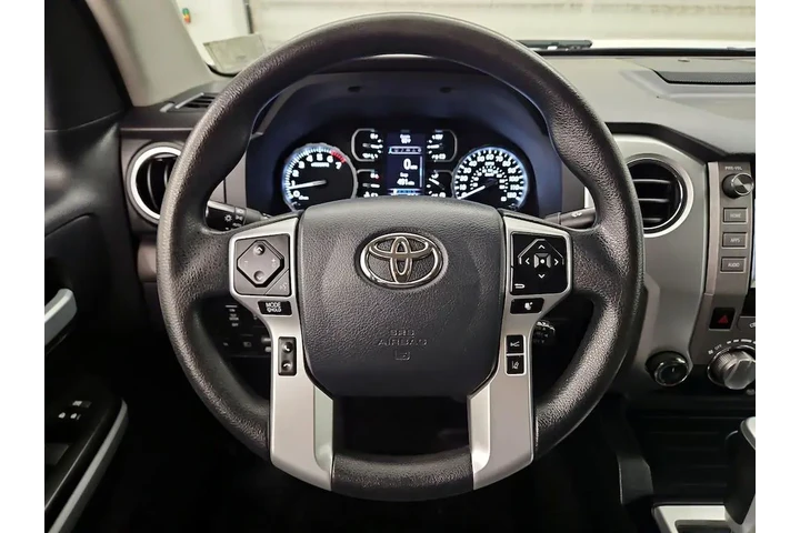 $34998 : Toyota Tundra 2018 4x4 SR5 4 image 10