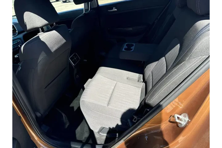 $13999 : 2020 Sportage LX image 9