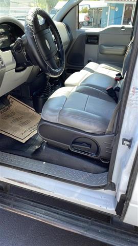 $4933 : 2005 FORD F150 REGULAR CAB image 2