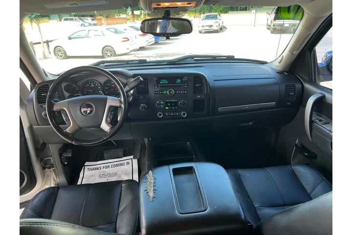 2010 GMC Sierra 1500 SLE Crew image 9