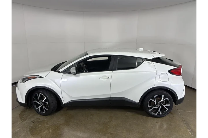 $18864 : Silver Certified 2018 C-HR XLE image 6