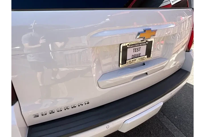 $17985 : Chevrolet Suburban 2018 4x4 image 9