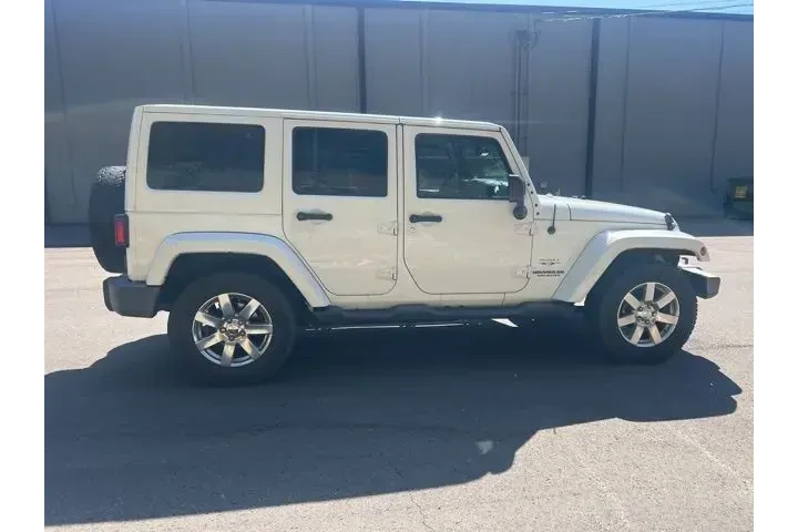 $15973 : Jeep Wrangler Unlimited 2016 image 7