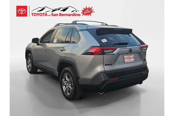 $38888 : Toyota RAV4 2025 AWD XLE 4dr image 3