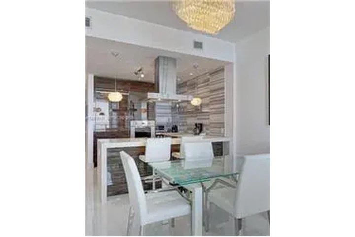 $6500 : Rental property with 2 bedro image 7