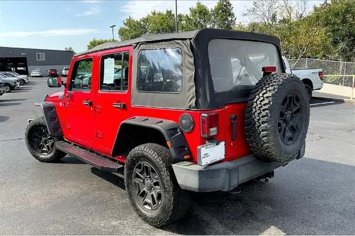 $18999 : Jeep Wrangler JK Unlimited 2 image 3