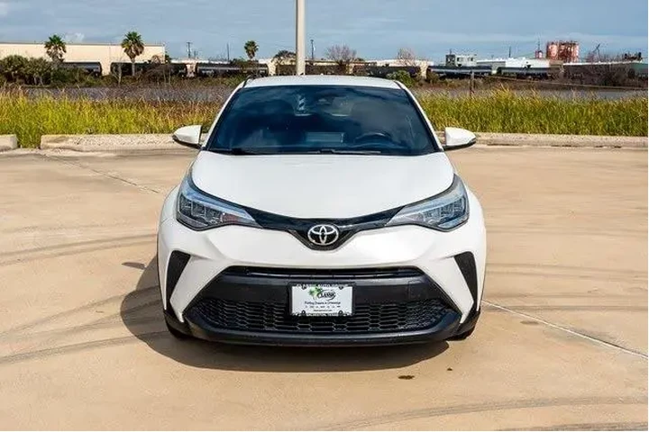 $18862 : Toyota C-HR 2020 XLE 4dr Cro image 9