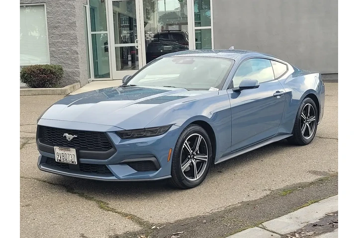 $29999 : Ford Mustang 2025 EcoBoost 2 image 8