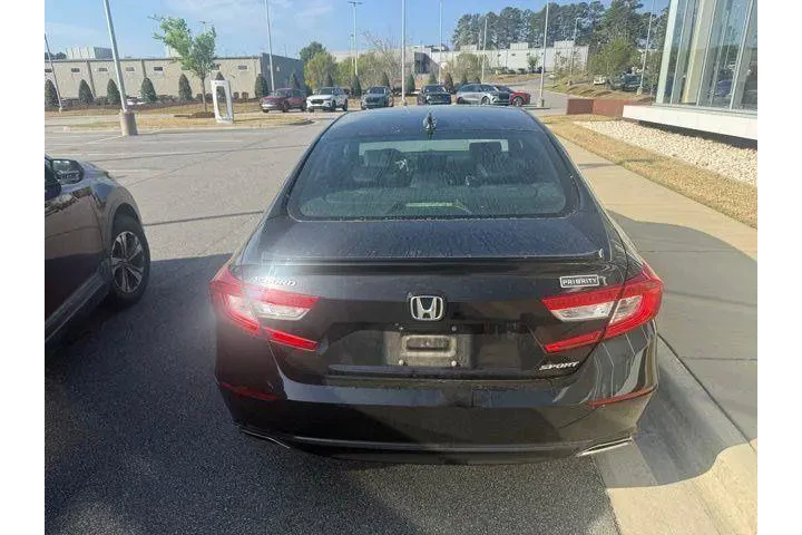 $19421 : Honda Accord 2018 Sport 4dr image 7