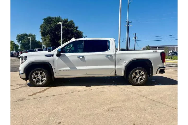 $39773 : GMC Sierra 1500 2023 4x4 SLT image 6