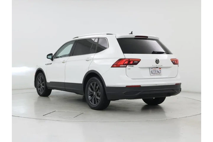 $21998 : Volkswagen Tiguan 2022 SE 4d image 2