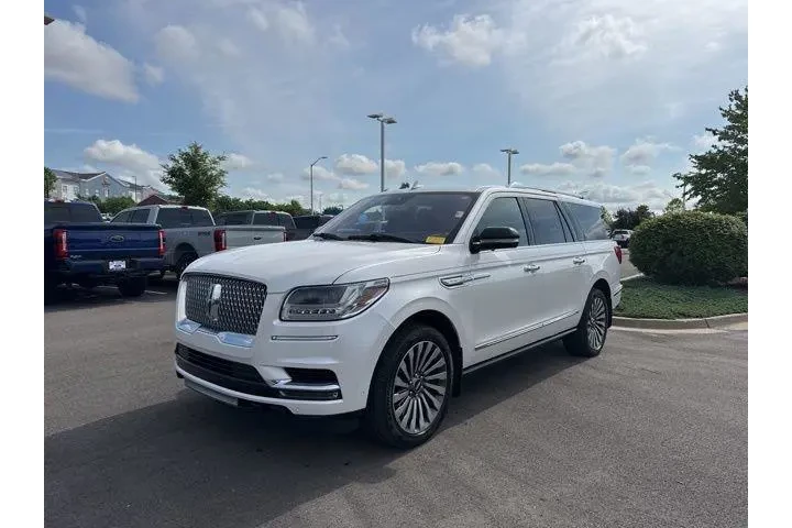 $29000 : Lincoln Navigator L 2019 4x4 image 2
