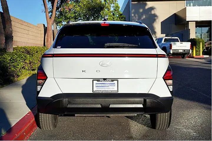 $24131 : Hyundai KONA 2026 SEL Sport image 9