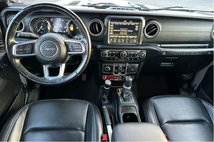 $31052 : Jeep Wrangler Unlimited 2021 image 3