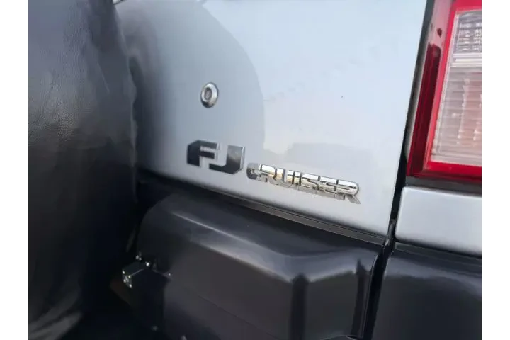 $17900 : 2008 TOYOTA FJ CRUISER2008 TO image 7