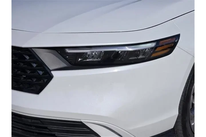 $25973 : Honda Accord 2024 EX 4dr Sed image 9