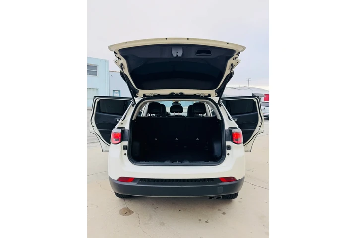 $12500 : 2021 Jeep Compass Limited image 4