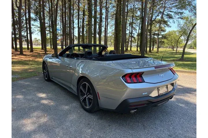 $36547 : Ford Mustang 2025 EcoBoost 2 image 5