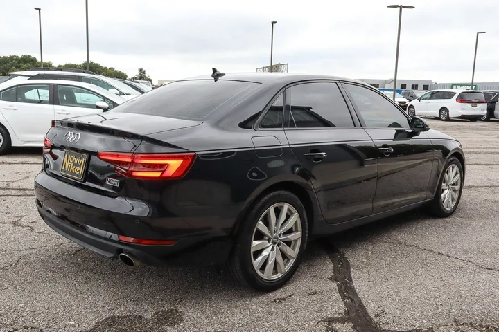 $15688 : 2017 A4 Premium image 4