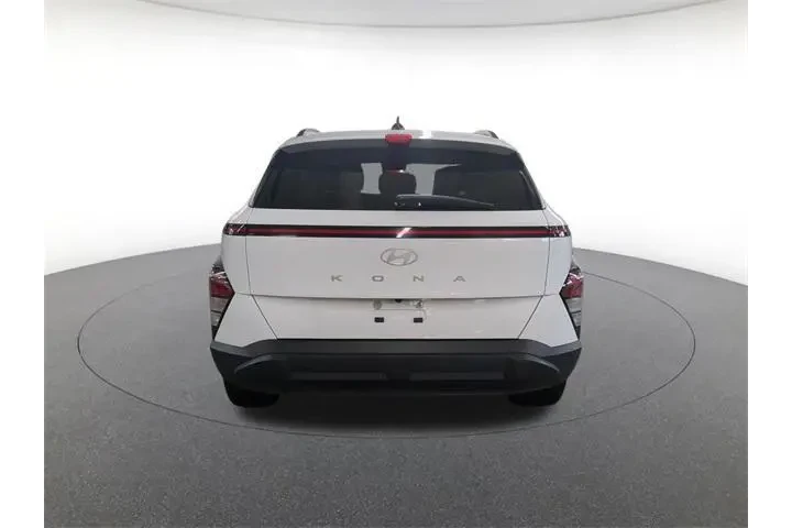$18700 : Hyundai KONA 2024 SEL 4dr Cr image 6