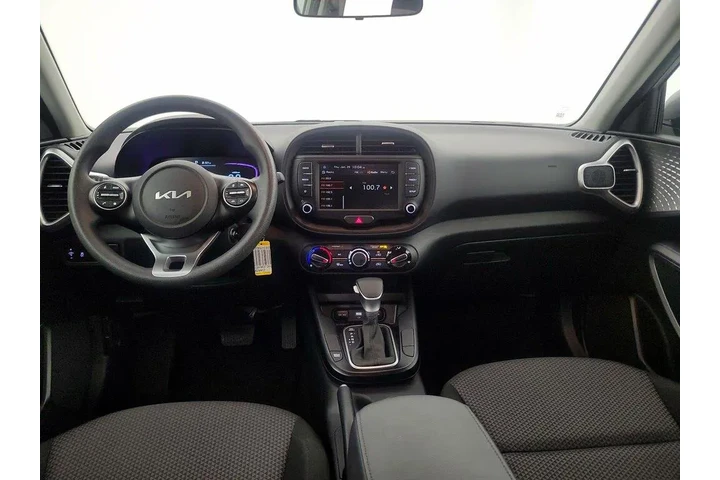$18998 : Kia Soul 2025 LX 4dr Crossov image 9