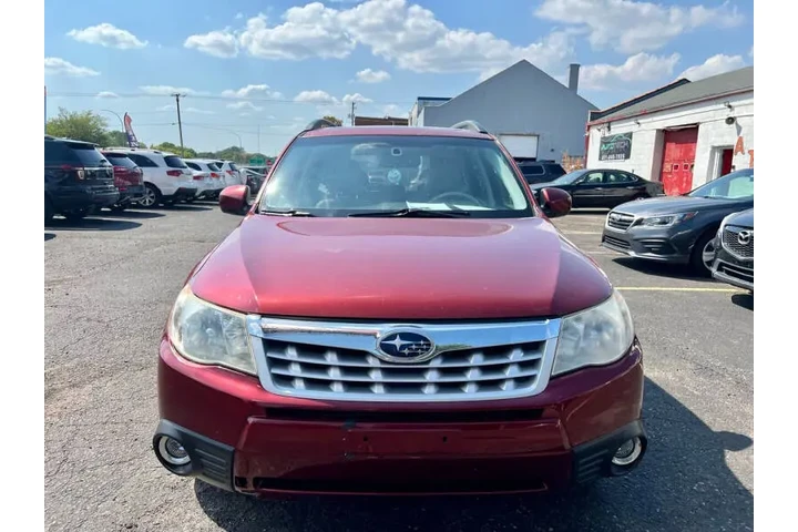 $10300 : 2012 Forester 2.5X Limited image 3