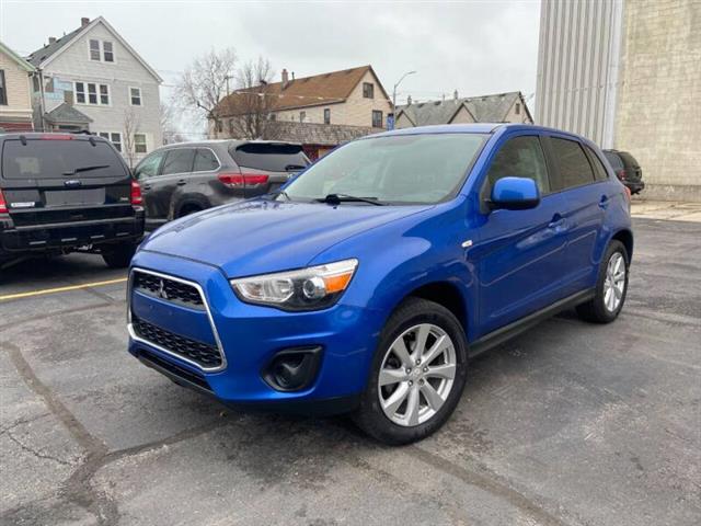 $13995 : 2015 Outlander Sport ES image 1