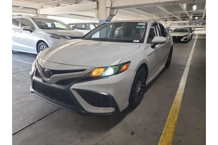 $26500 : Toyota Camry 2023 SE 4dr Sed image 4