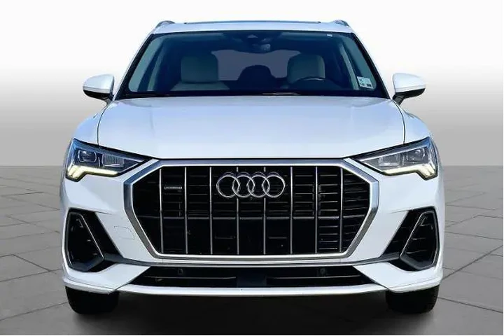 $25024 : Audi Q3 2022 AWD quattro S l image 3