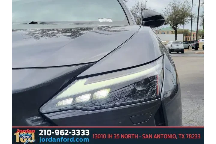 $32467 : Lexus RZ 450e 2024 AWD Premi image 10