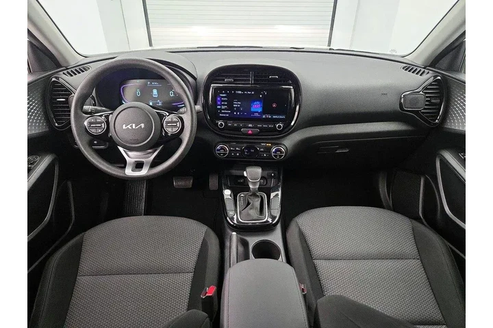 $18998 : Kia Soul 2023 S 4dr Crossove image 9
