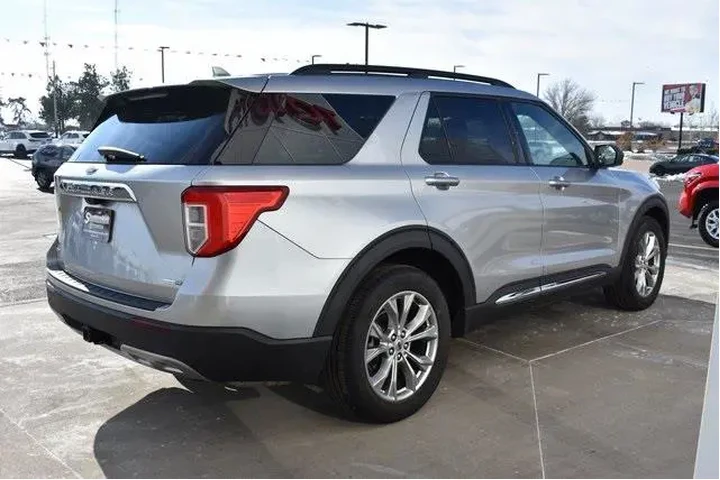 $24856 : Ford Explorer 2020 AWD XLT 4 image 5