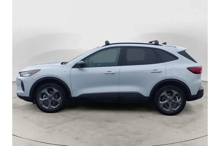 $27888 : Ford Escape 2025 AWD ST-Line image 2